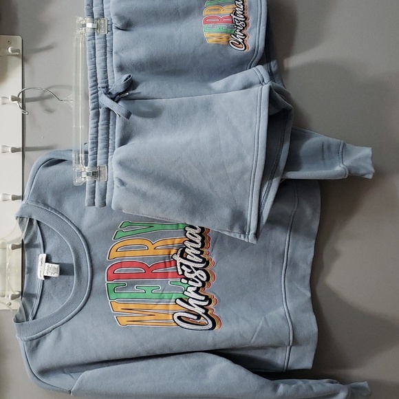 Better Together NWT 2-piece "Merry Christmas" Lounge Sweatshirt/Shorts Set - Picture 1 of 8